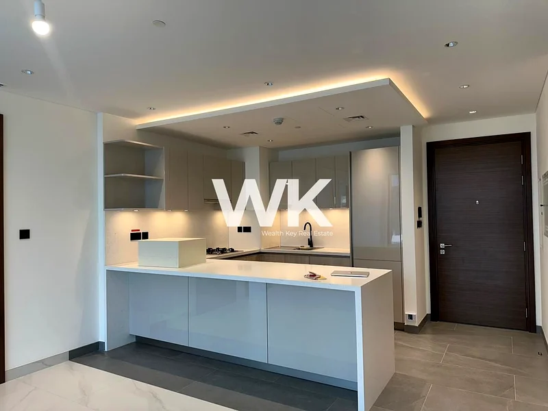 Exclusive/ Spacious/ Separate lift/ Bright63758156612739112