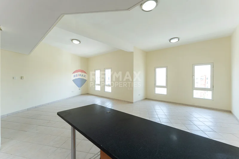Multiple Option|Huge Size|Well Maintained|Managed63936363373313114