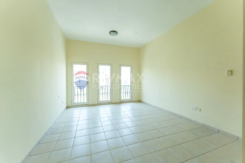 Multiple Option|Huge Size|Well Maintained|Managed63936363373313112