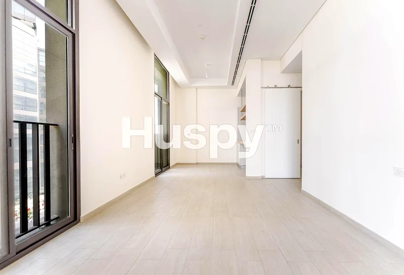 حصري | طابق منخفض | شاغر63756191354113112