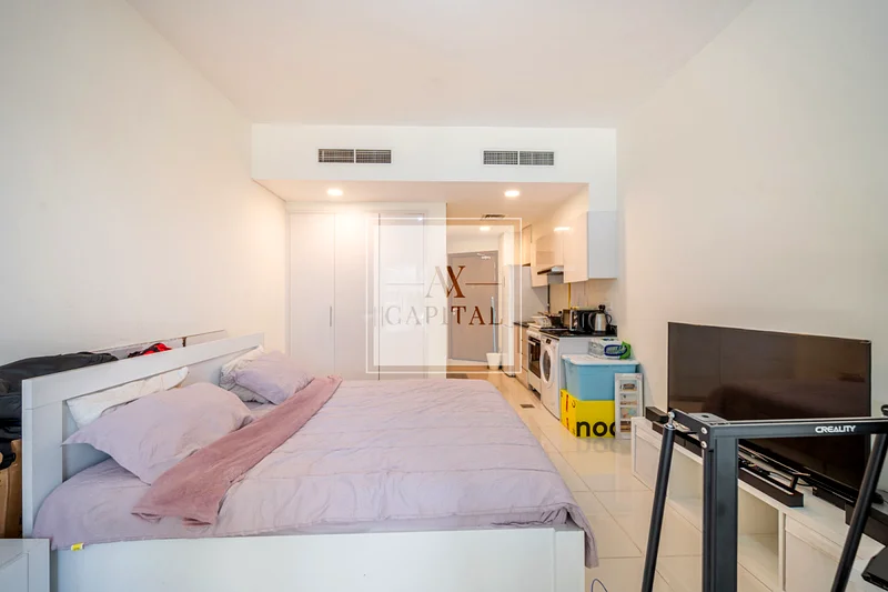 Modern Studio | Tenanted | Pool View64005440223105113