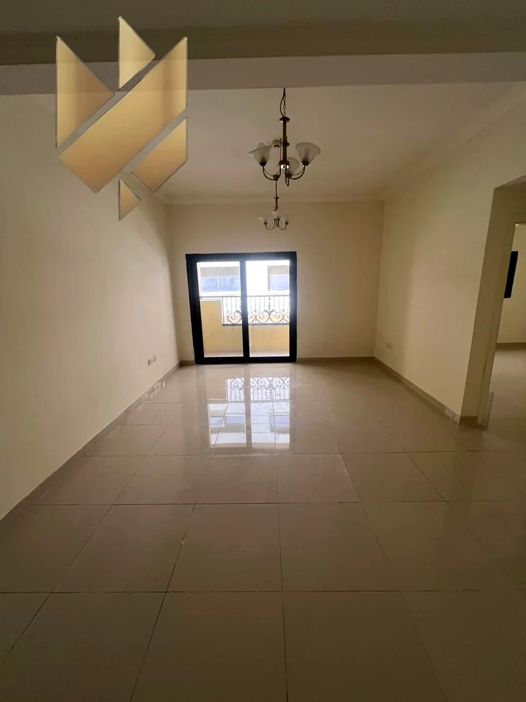 شقة بغرفة نوم واحدة للإيجار في المويلح الجديدة - شارع الفن الإماراتي63812426583938110