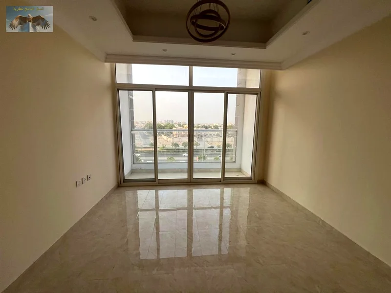 2BHK apartment with free month & parking, super deluxe finishes, spacious layout, prime location ju63723000872835112