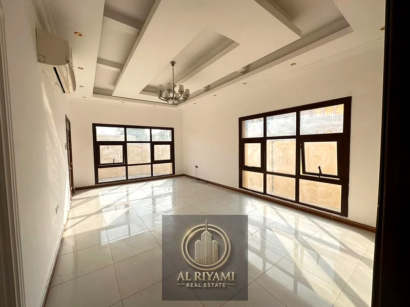 امتلك فيلا كبيرة بسعر رائع63870132477698111