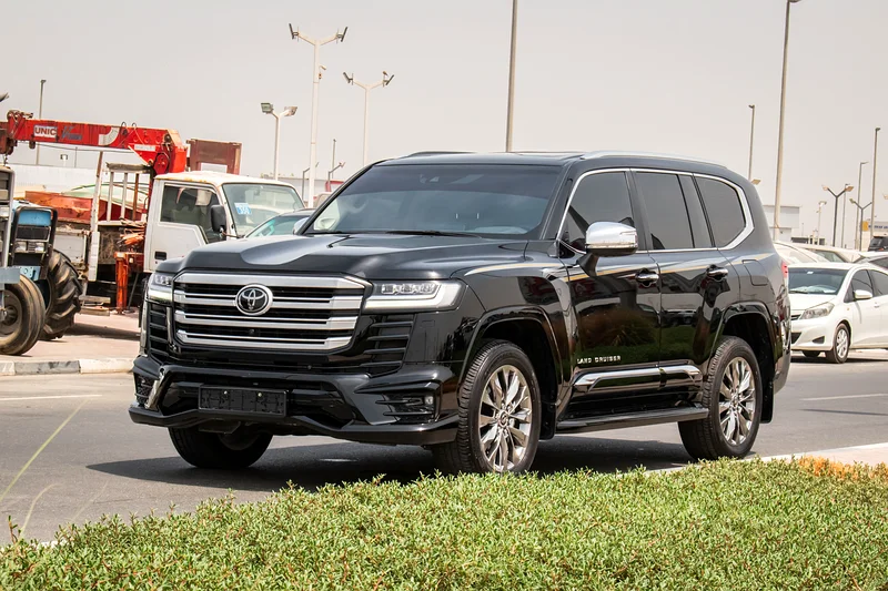 2024 - TOYOTA LAND CRUISER  VX.S - GCC SPECS - ONLY 7,000 KM63699053019905113