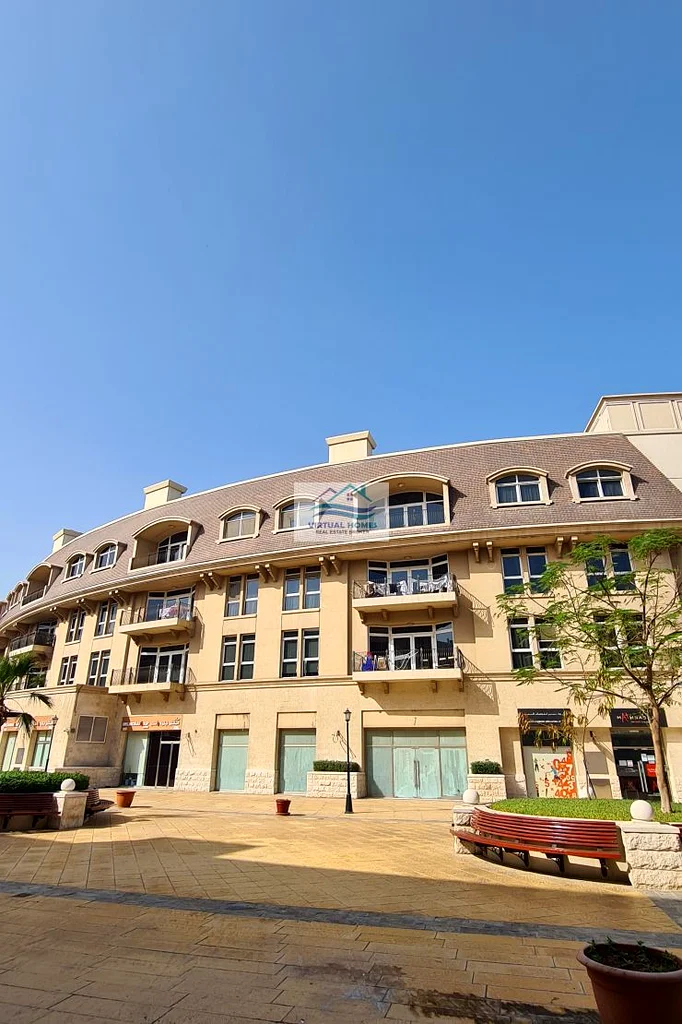 Exclusive Studio in Courtyard 1 | Covered Parking | Near Airport63922049751298114
