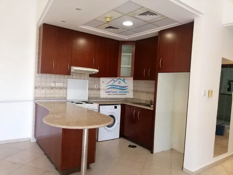 Exclusive Studio in Courtyard 1 | Covered Parking | Near Airport63922049751298113