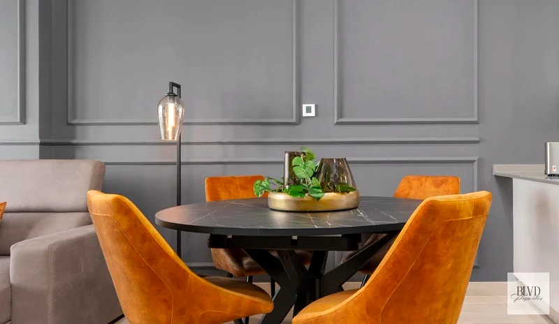 Chic City Escape: A Stylish | Spacious Layout with Everything You Need Nearby!63779930383233114