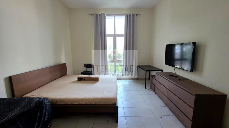 WELL, MAINTAINED | FULLY FURNISHED | NEAR METRO63730891777538110