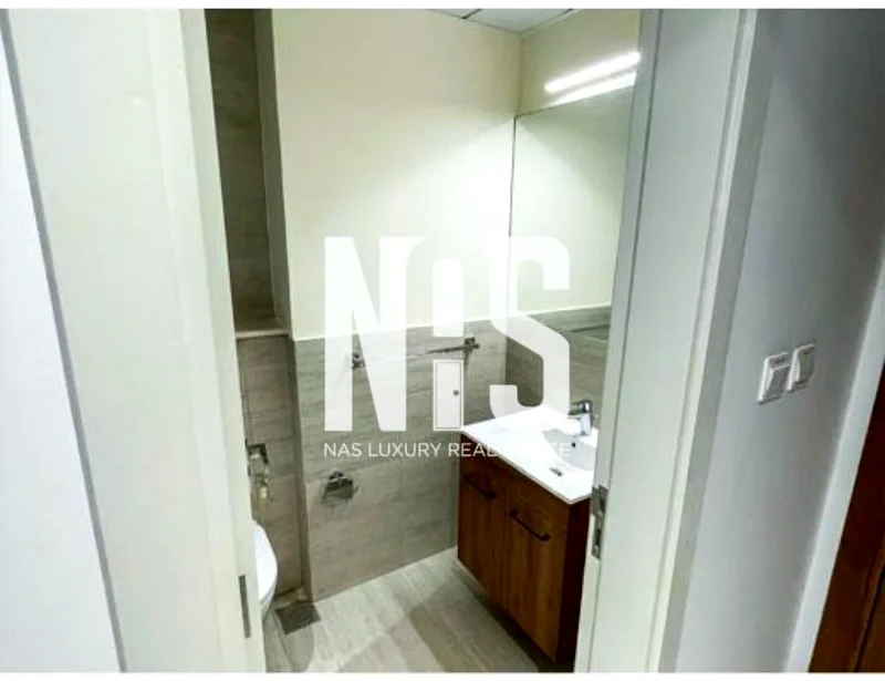 Modern Studio in The Gate, Masdar City63840371120898114