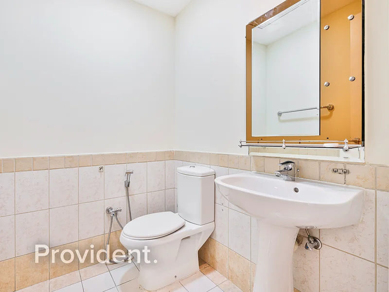 Vacant | Best Price | Prime Location63728635863809113