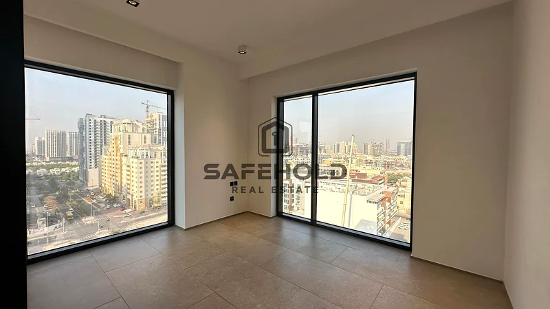 غير مفروشة | موقع متميز | مطبخ مجهز63789070295043113