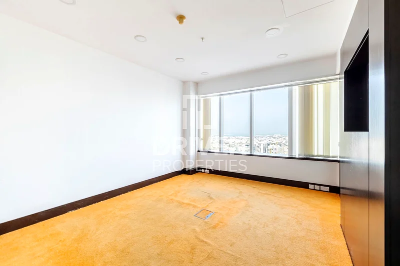 Partitioned | Ready to Move In | Close to Metro64067680737153113