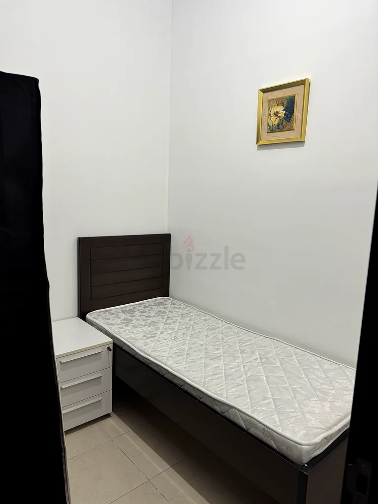 غرفة مقسمة متاحة في خليج الأعمال63796791817602110