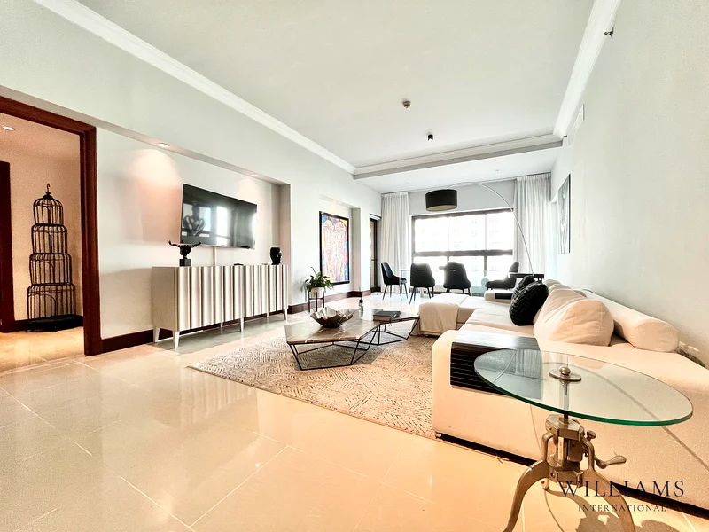 UPGRADED | PARK VIEW | VACANT64007562465667114