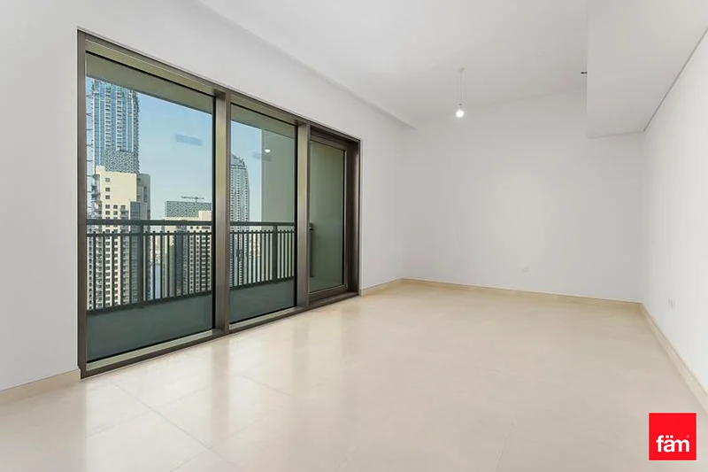 Investment | Marina Skyline | Open View64025379420418111