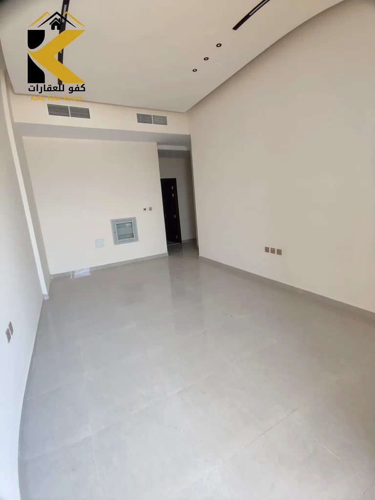 2-BR Apartment with Hall,  Balconie & 3 Bathrooms in Al Mowaihat3 – Main Road View63711958587394113