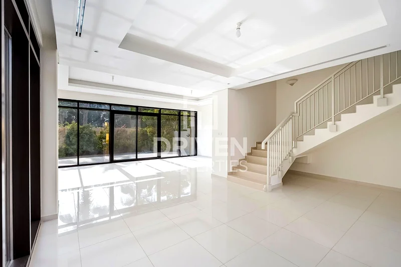 Rare Layout | Highly Sought After | Single Row63972761639809111