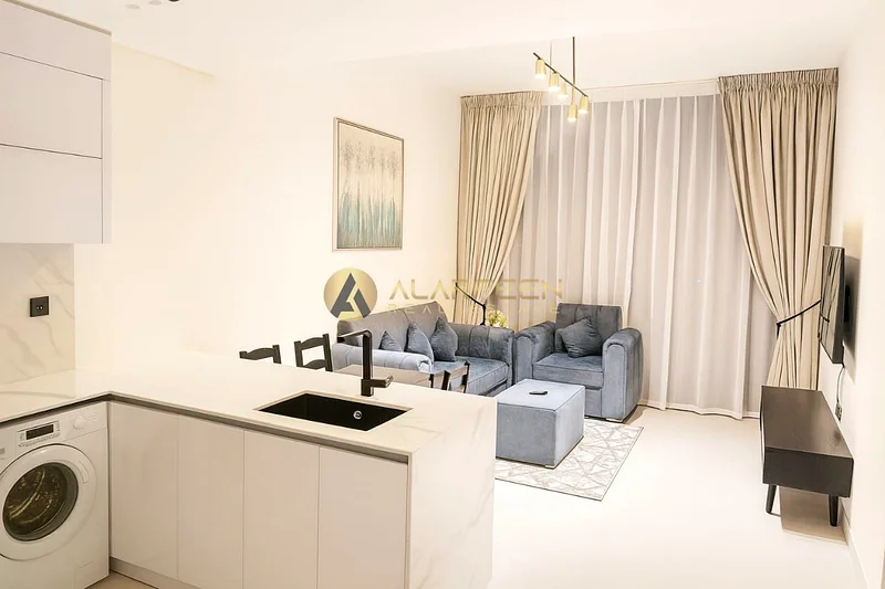 Road View | Prime Location | Spacious Unit63782312811779113