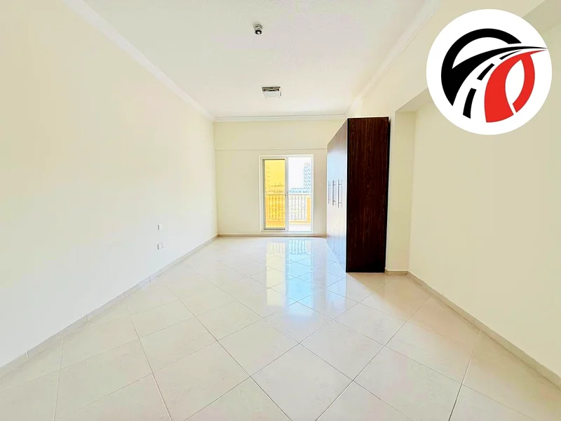 ستوديو فاخر وواسع مع جميع وسائل الراحة المجانية63742188849026114