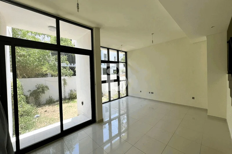 Spacious 3BR + Maid | Single Row | Private Garden63741620133249111