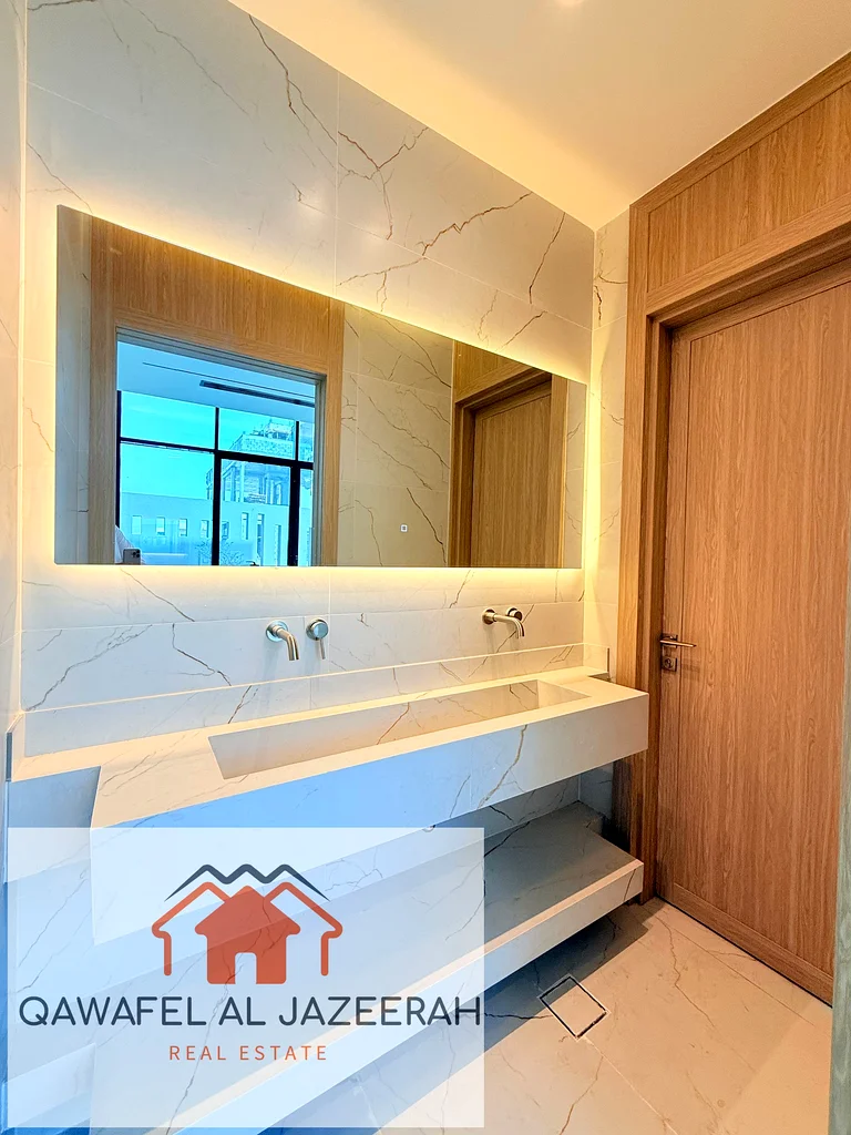 Brand new villa for rent in al khawaneej (6 bedroom + hall + majlas + swimming pool + service block )63726296945282111