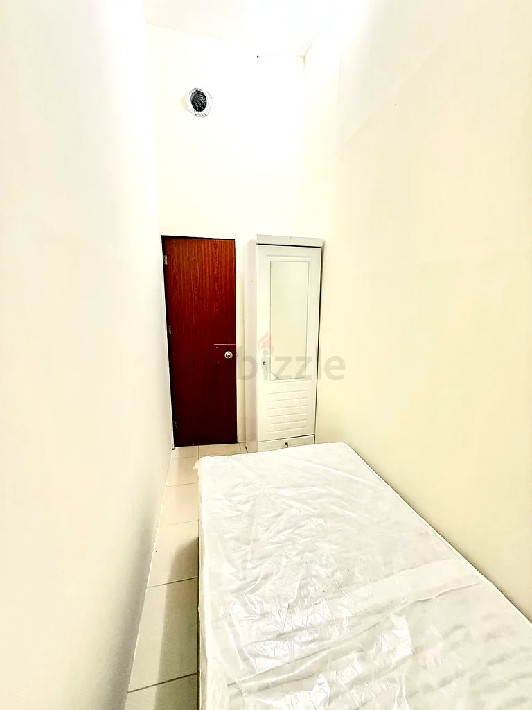 Partition room for rent63796893958018111