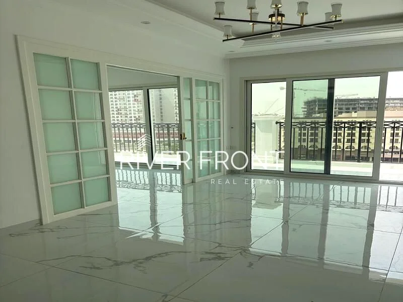 معيشة فاخرة | جاهز للانتقال | موقع متميز63766464766722112