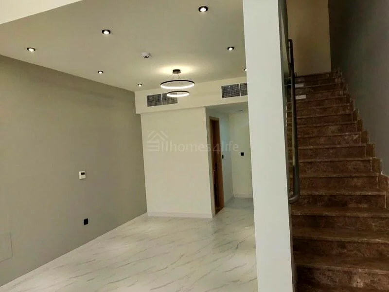 جديد بالكامل | بريميوم | فاخر | واسع63735956456195110