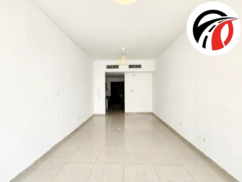 Spacious studio available for rent 40k ready to move63742380873729111