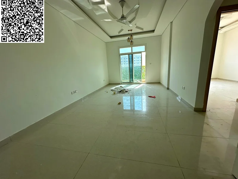 الشقة الثانية من أفضل شقة بغرفتي نوم مع حمامين، وخزائن حائطية، وتكييف مركزي63712054041217111
