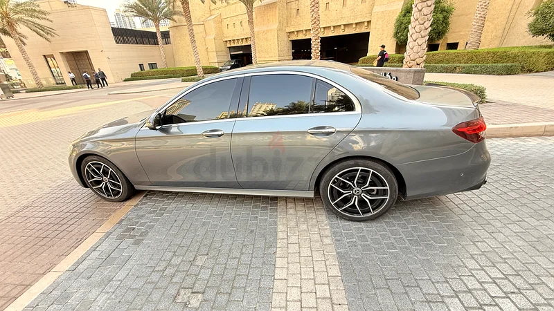 E300 well maintained - fully serviced - buy and drive63699044118273113