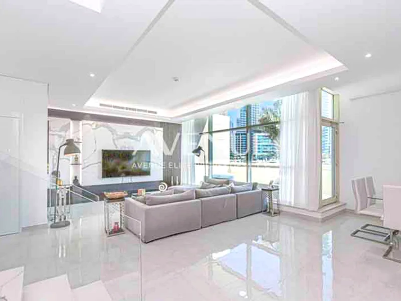 Vacant | Modern upgrades | Full Marina view63774025436162114