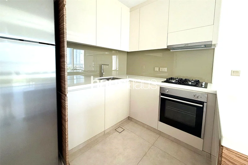 Premium Property | Prime Location | Close to Metro63987180694274114
