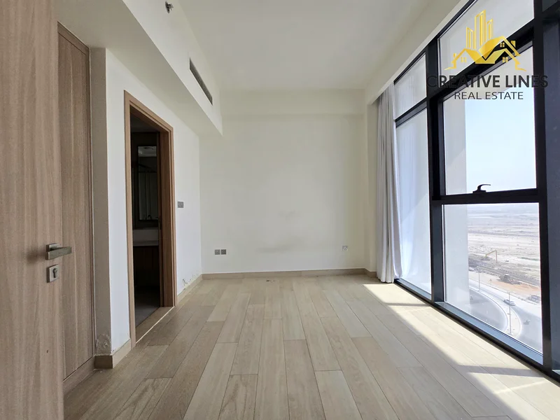 Specious Layout// Open view63804034745091112
