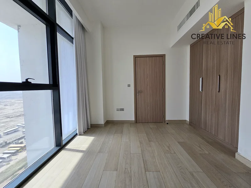 Specious Layout// Open view63804034745091111