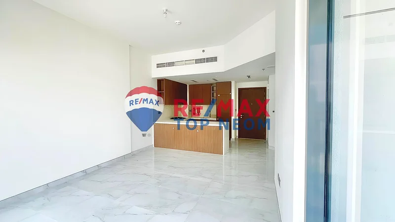 Corner  | Breathtaking Open view | Exclusive63942317385858110
