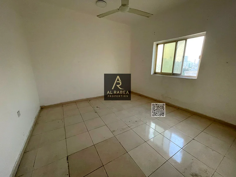 للإيجار السنوي شقة واسعة ونظيفة تقع في الرشيدية 2، بالقرب من أبراج فالكون63721338691715114