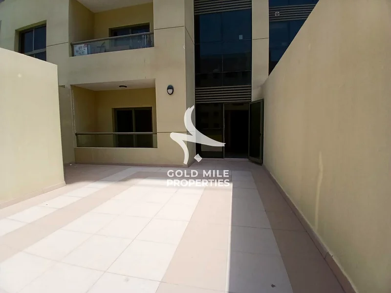Spacious 1 BHK With Terrace ||| FOR FAMILY ||| PRIME LOCATION ||| Close To MOE63743888543362112