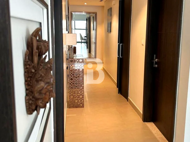شقة خلابة مع منظر برج خليفة | تطل على الممر المائي | فاخرة63760027510146112