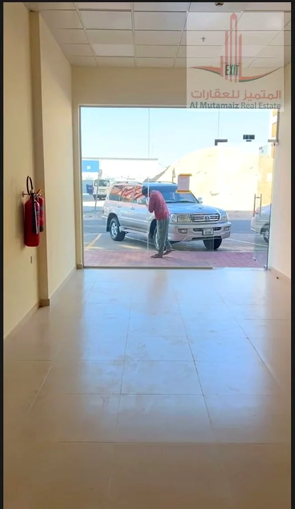 محل للإيجار في الجرف، الصناعية 3، موقع ممتاز على شارع رئيسي، مساحة كبيرة، بسعر 20 ألف سنويًا64074891820675110