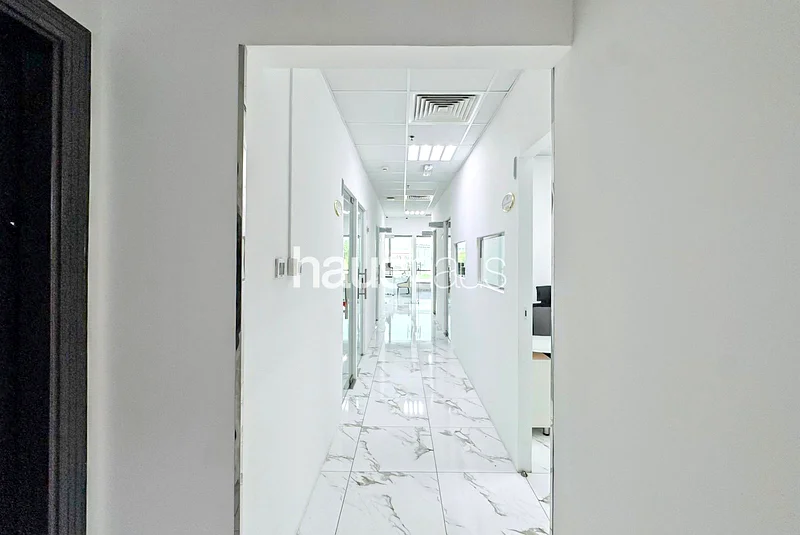Business Centre | Metro Access | Vacant64063806231171113