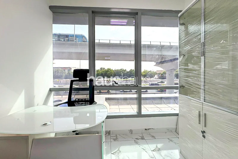 Business Centre | Metro Access | Vacant64063806231171114