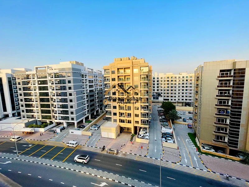 قريب من مركز Q1 مول _فتح العرض _وايل برايت للعائلة63747539246210110