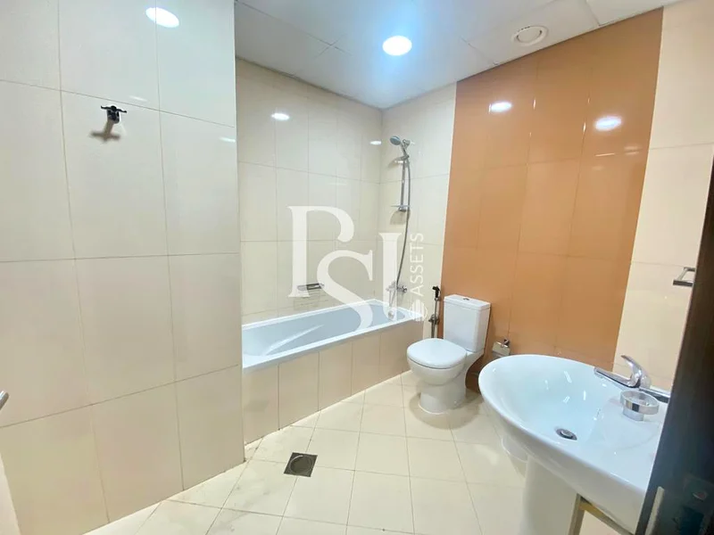 استرداد الإيجار | طابق عالي | موقع متميز63842525818370114