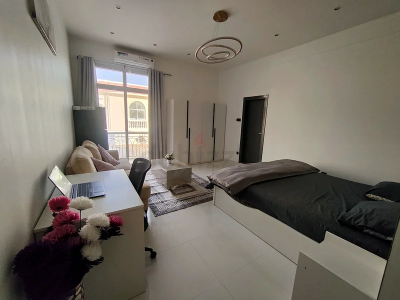 غرفة ماستر كبيرة جدًا ومُجددة حديثًا بالقرب من شاطئ كايت وسنسيت مول63796260348418112