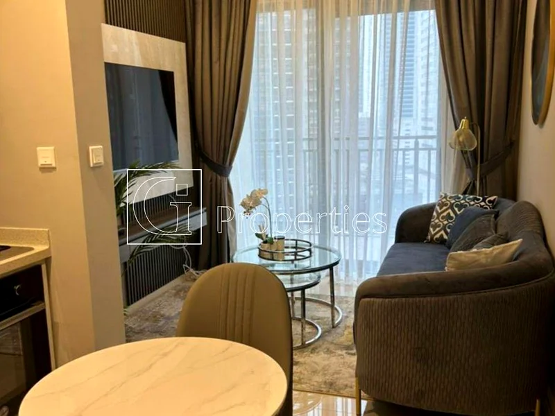 مفروش بالكامل | أنيق | طابق عالٍ63793289177730110