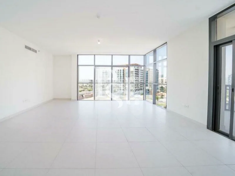 شرفة | غرفة الخادمة63840017793666113
