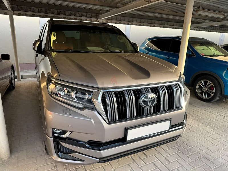 تويوتا برادو 2023 V6 VXR خيار كامل - مواصفات الخليج - ضمن ضمان وعقد صيانة الفطيم63700380962946110