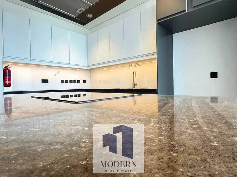 UNIQUE LAYOUT | DIRECT DOWNTOWN VIEW | PREMIUM FITNESS CENTER63808971730434112